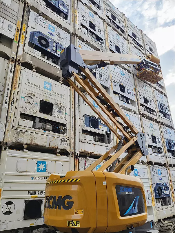 AnyConv.com__Foto Reefer Service - 1